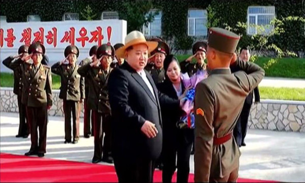 北김정은, 포병학교 한 달만에 다시 찾아…